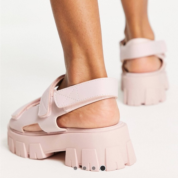Pink chunky sandals, size 9 - Picture 4 of 6